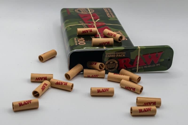RAW Connoisseur King Size Slim + Tips — papel + tips RAW